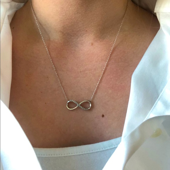 FREE with purchase - necklace